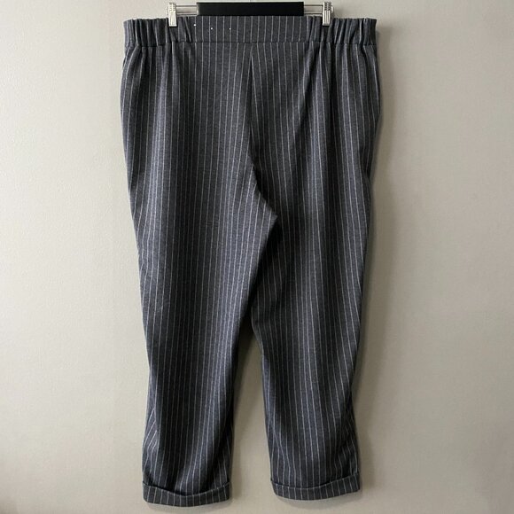 Michel Studio Collection Grey White Pinstripe Pants - Picture 2 of 12